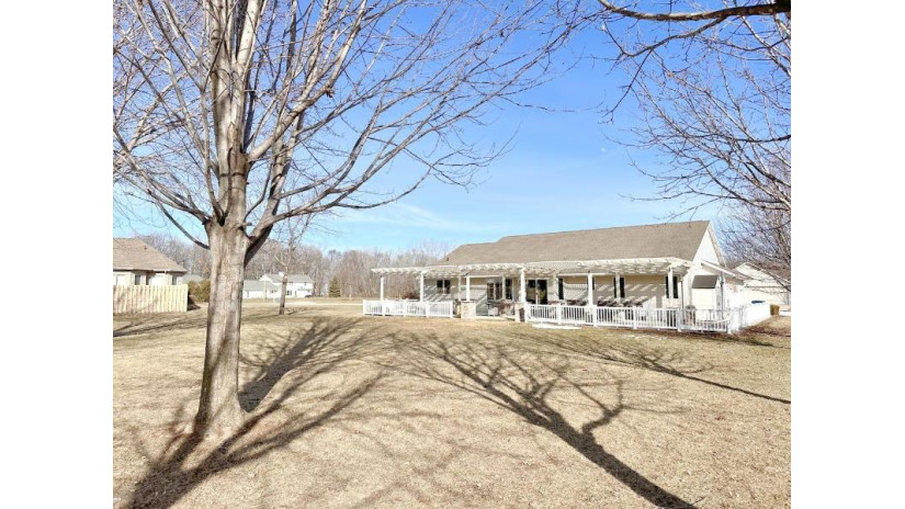 841 Whimbrel Way Pulaski, WI 54162 by Trimberger Realty, Llc - CELL: 920-639-2444 $429,000