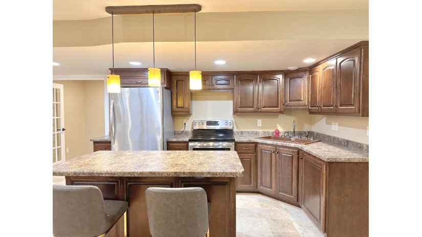 841 Whimbrel Way Pulaski, WI 54162 by Trimberger Realty, Llc - CELL: 920-639-2444 $429,000