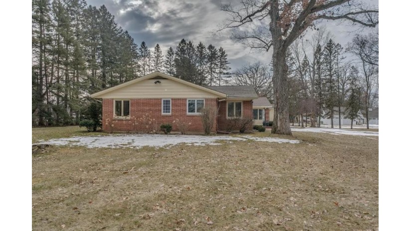 717 W Pine Street Shawano, WI 54166 by Coldwell Banker Real Estate Group $750,000