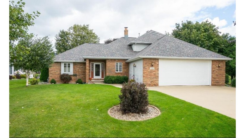 5130 Killdeer Lane Oshkosh, WI 54901 by First Weber, Realtors, Oshkosh - CELL: 920-203-3047 $649,900