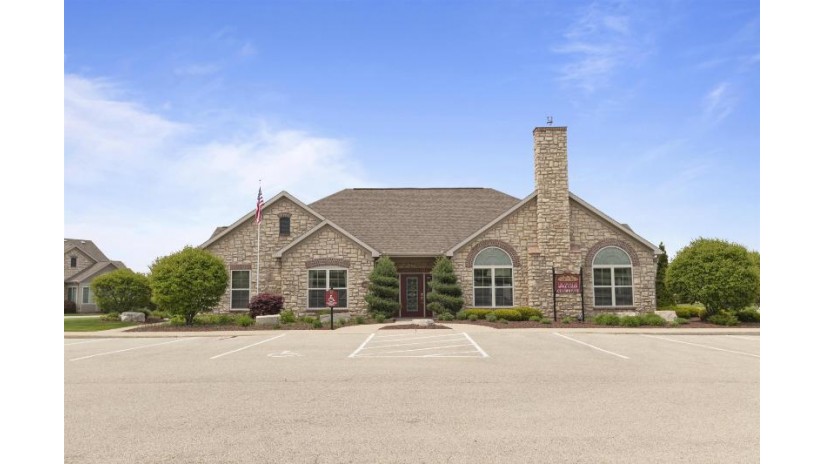 2127 E Sienna Way Appleton, WI 54913 by Century 21 Ace Realty - Office: 920-739-2121 $344,900