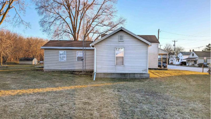 N10861 Us Highway 151 Calumet, WI 53049 by Coldwell Banker Real Estate Group $149,200