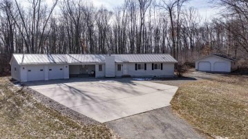 10775 Isaacson Road, Amherst, WI 54977