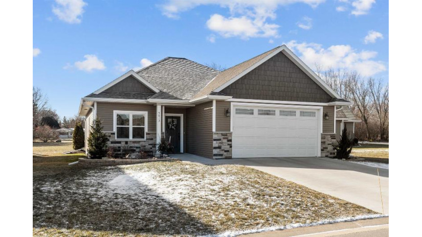 5613 Pennsylvania Avenue Grand Chute, WI 54914 by Coaction Real Estate, Llc $459,900