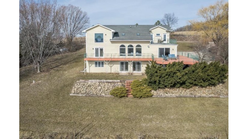 8619 Edgewater Ridge Rushford, WI 54963 by Coldwell Banker Real Estate Group $625,000