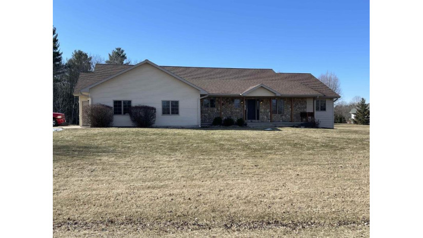 W7647 Riverview Drive Richmond, WI 54166 by Coldwell Banker Real Estate Group $499,900