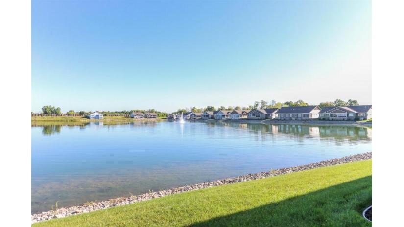 1331 Prairie Lake Circle Fox Crossing, WI 54956 by Curran Real Estate, Llc - OFF-D: 920-840-8558 $474,900