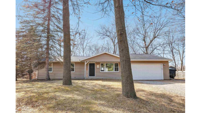 3175 Birch Road Suamico, WI 54173 by Keller Williams Green Bay - PREF: 920-609-3053 $309,900