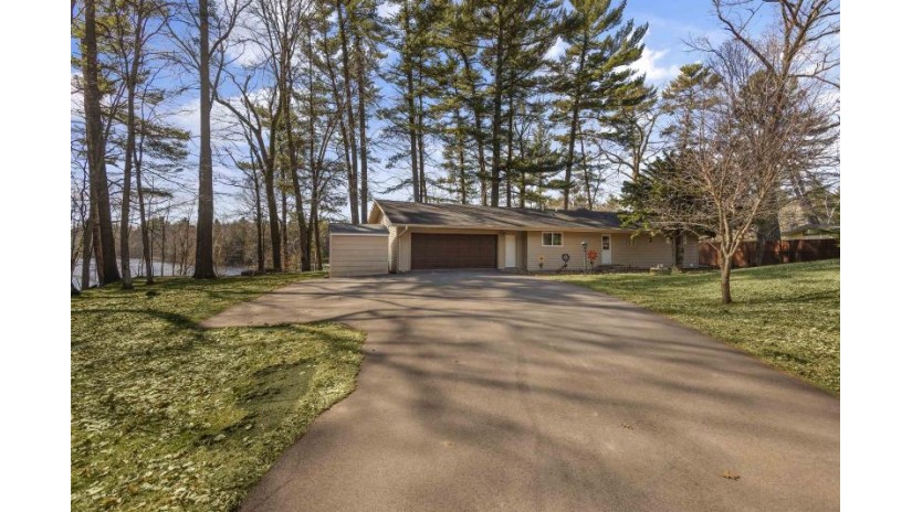 N7199 River Drive Wescott, WI 54166 by Resource One Realty, Llc - OFF-D: 920-619-4922 $429,900
