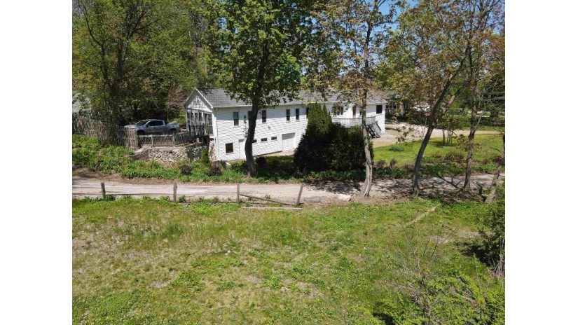 W345S10483 Cty Hwy E Eagle, WI 53149 by Fireside Realty, LLC - Office: 920-360-4866 $360,000