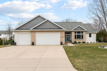 N7989 Creekside Drive, Sherwood, WI 54169-9677