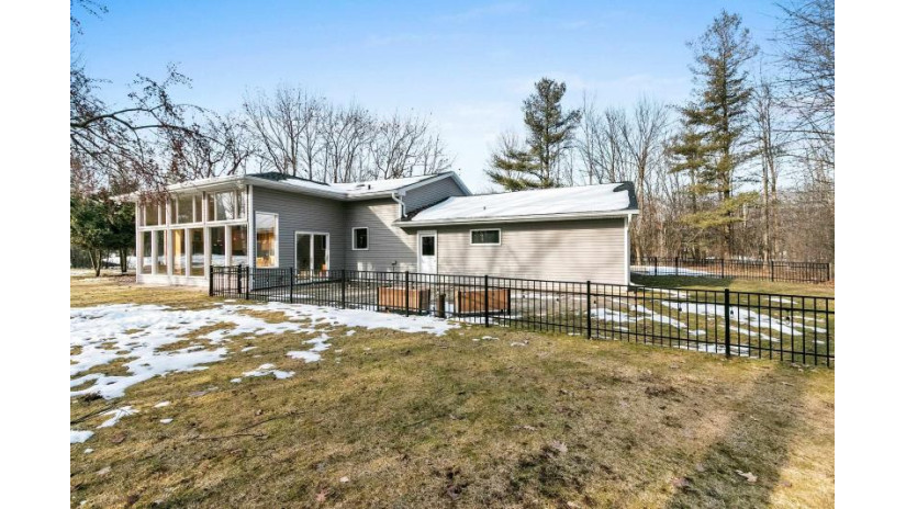 1946 Hawthorne Heights Drive Ledgeview, WI 54115 by Coldwell Banker Real Estate Group $650,000