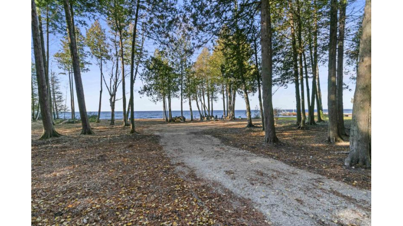 5979 Bay Shore Drive Egg Harbor, WI 54235 by Mahler Sotheby'S International Realty $4,900,000