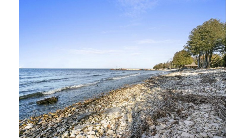 5979 Bay Shore Drive Egg Harbor, WI 54235 by Mahler Sotheby'S International Realty $4,900,000