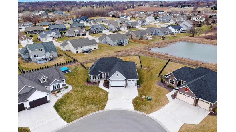 7767 Sunstone Court Ledgeview, WI 54115 by Resource One Realty, Llc - CELL: 920-621-9659 $615,000