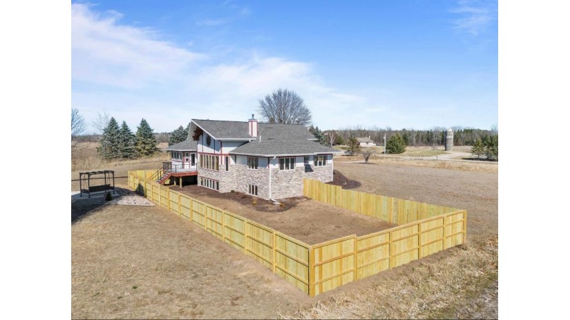 3287 Huebscher Road Pensaukee, WI 54101 by Coldwell Banker Real Estate Group $674,900