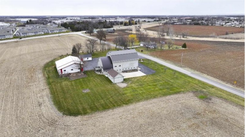 2389 N Clay Road Nekimi, WI 54904 by Century 21 Affiliated - CELL: 920-428-0066 $534,900