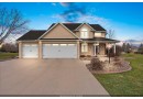 1560 Silver Maple Drive, De Pere, WI 54115 by Realty Executives Fortitude $717,000