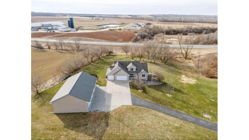 6893 Ridge Royale Drive Wrightstown, WI 54126 by Century 21 Affiliated - PREF: 920-809-9480 $624,900