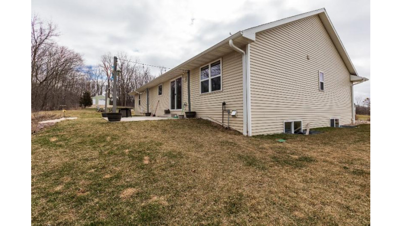 1758 Cascade Court Wrightstown, WI 54126 by KPR Brokers, LLC - Office: 715-598-6367 $439,900