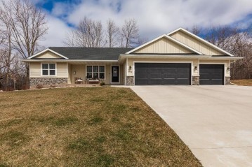 1758 Cascade Court, Wrightstown, WI 54126