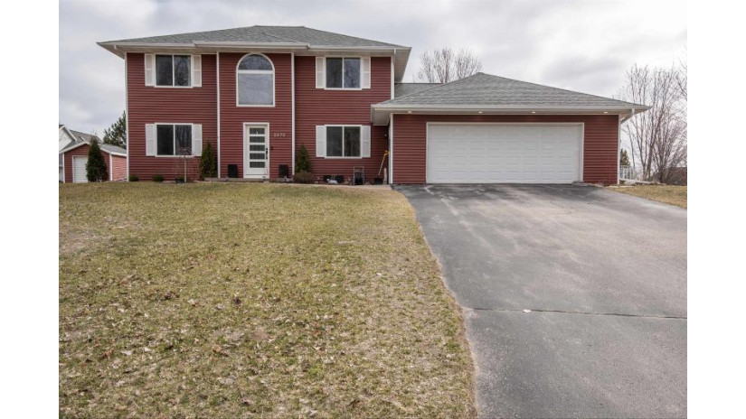 2976 Longview Lane Suamico, WI 54173 by Trimberger Realty, Llc - CELL: 920-639-2444 $409,900