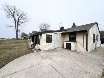 N9549 Bay Shore Lane, Red River, WI 54217