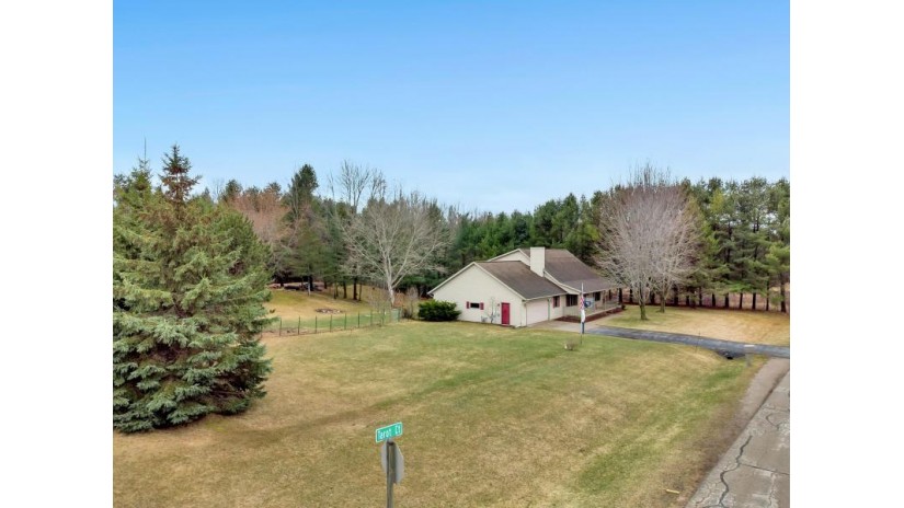 3201 Tarot Court Suamico, WI 54313 by Exp Realty Llc $479,900