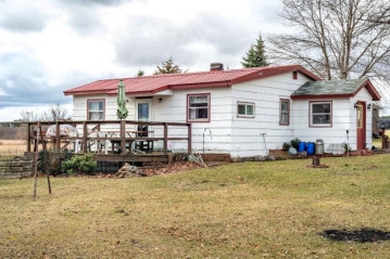 N2457 7th Avenue, Coloma, WI 54943