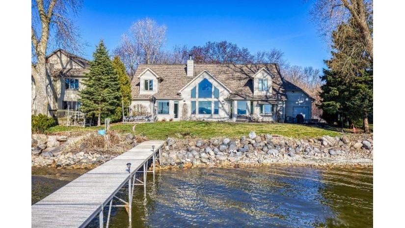 510 Plummers Harbor Road Neenah, WI 54956 by Coldwell Banker Real Estate Group $990,000