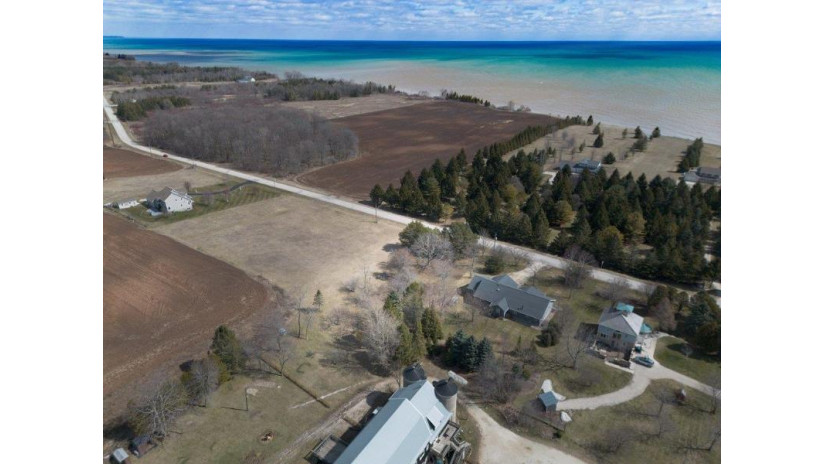 709 Lakeshore Drive Kewaunee, WI 54216 by Town & Country Real Estate $54,900