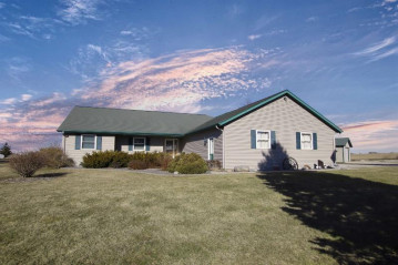 N5771 County Road C, Lamartine, WI 54974