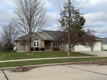 4104 E Appleseed Drive, Appleton, WI 54913