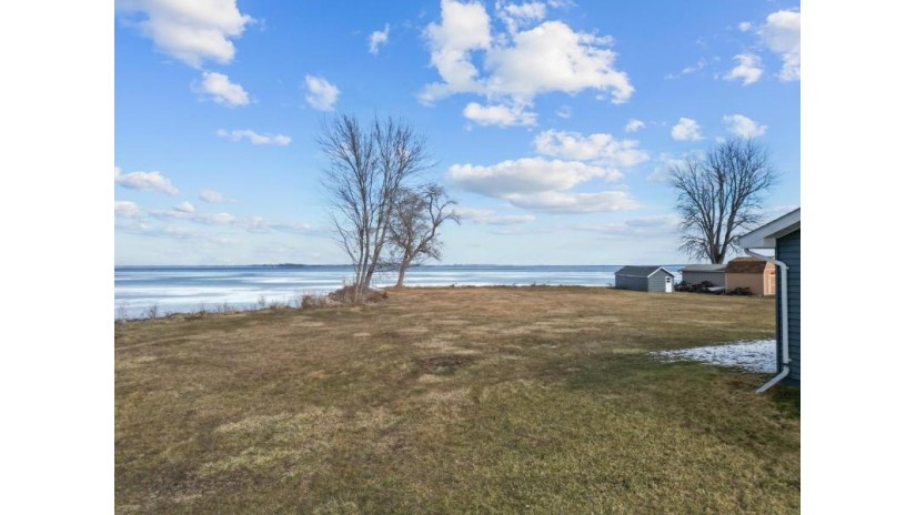 7174 Labelle Shore Road Winneconne, WI 54986 by Berkshire Hathaway Hs Water City Realty $599,900