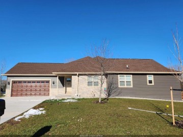 96 Ledger Way, Fond Du Lac, WI 54937-2706