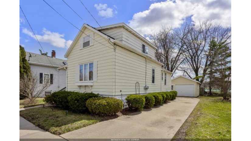 625 W 11th Avenue Oshkosh, WI 54902 by Expert Real Estate Partners, Llc - CELL: 920-810-7234 $180,000