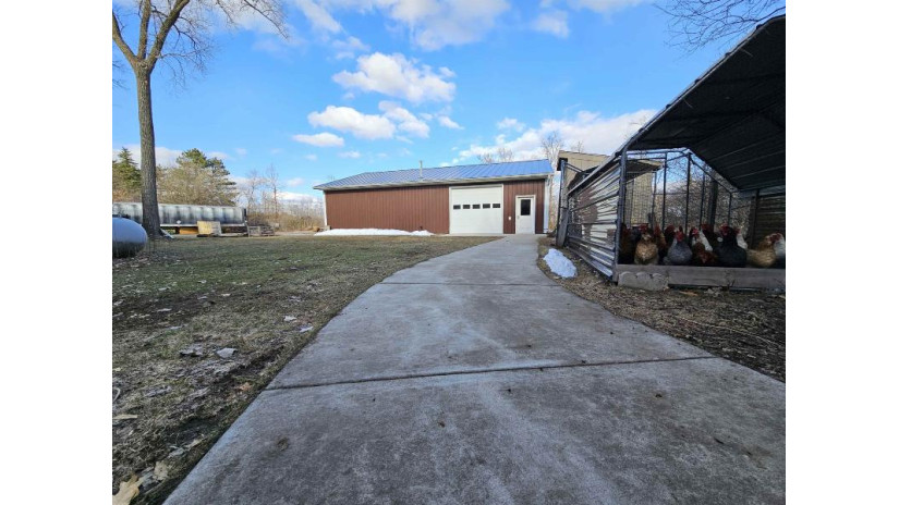 N6274 Valley Circle Road Plainfield, WI 54966 by First Weber, Inc. $540,000