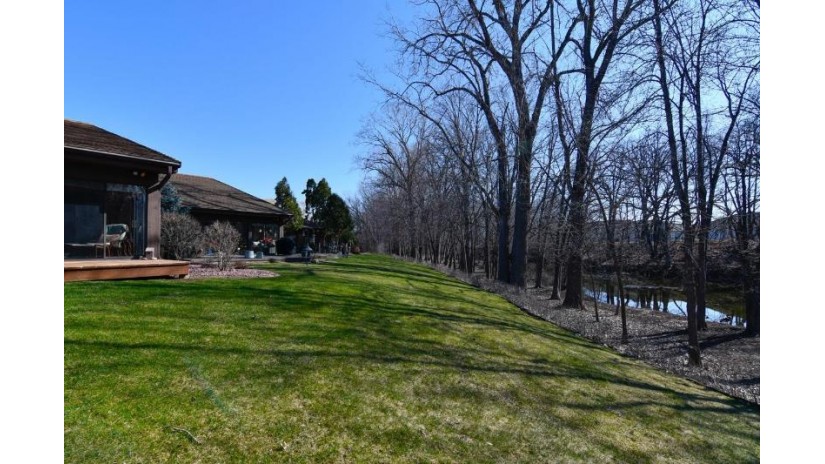 2661 Northern Road G Fox Crossing, WI 54914 by Knaack Realty LLC $349,000