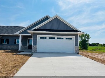 2958 Sitka Street, Green Bay, WI 54311-7502