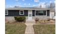 1900 N Mason Street Appleton, WI 54914 by Coldwell Banker Real Estate Group $239,900