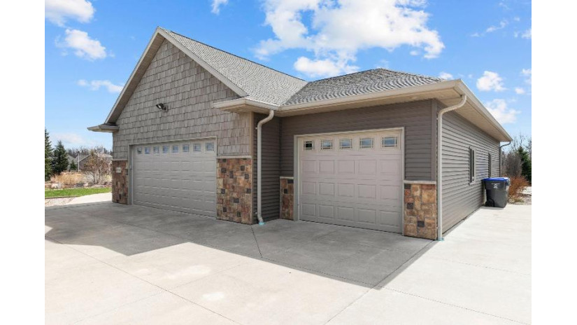 W2273 Hickory View Court Vandenbroek, WI 54130 by Re/Max 24/7 Real Estate, Llc - Office: 920-734-0247 $824,900