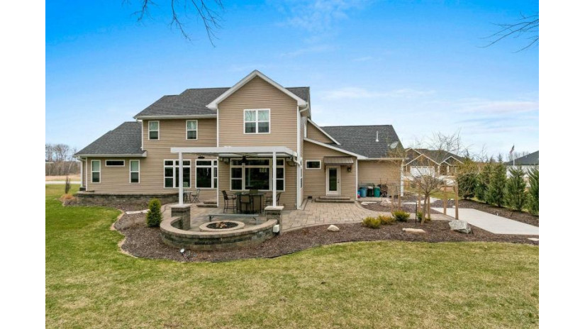 614 Sunset Ridge Howard, WI 54313 by Resource One Realty, Llc - CELL: 920-621-9659 $824,900