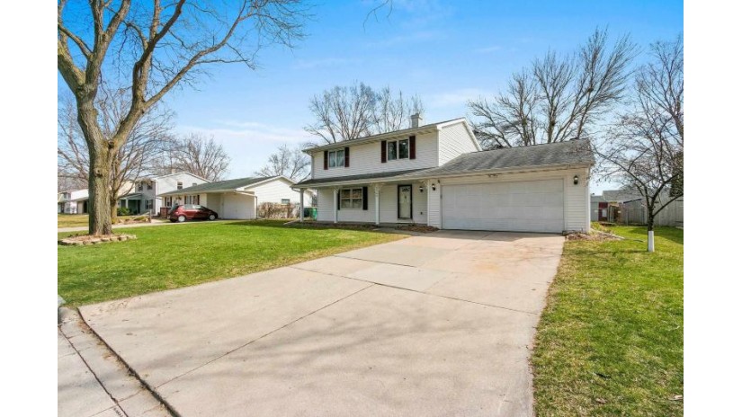 2560 Van Beek Road Green Bay, WI 54311 by Coldwell Banker Real Estate Group $309,900