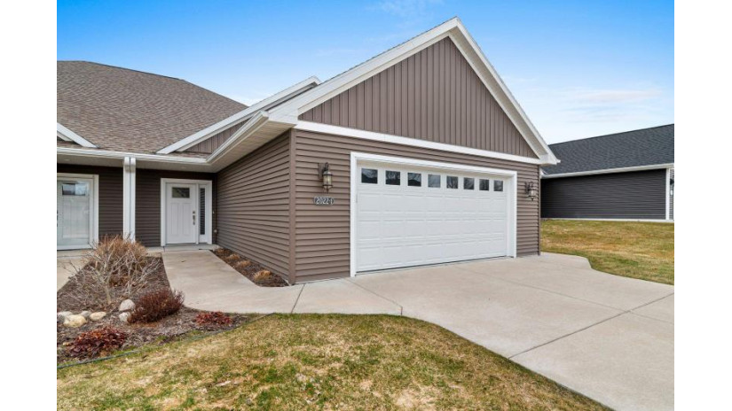 2022 Wisteria Circle 1 Suamico, WI 54313 by Century 21 In Good Company $379,900