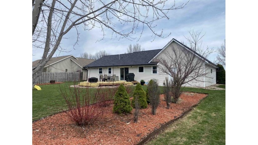 3178 Eastbreeze Lane Green Bay, WI 54311 by Paragon Real Estate Group $369,000