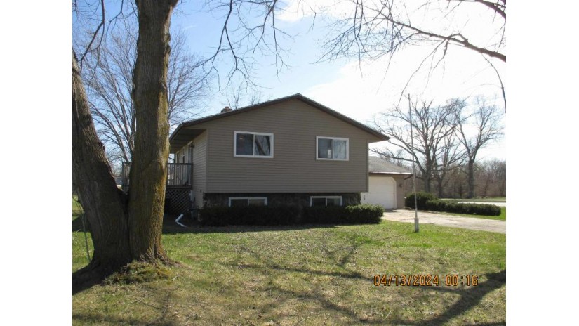 2776 Continental Drive Bellevue, WI 54311 by Coldwell Banker Real Estate Group $229,900