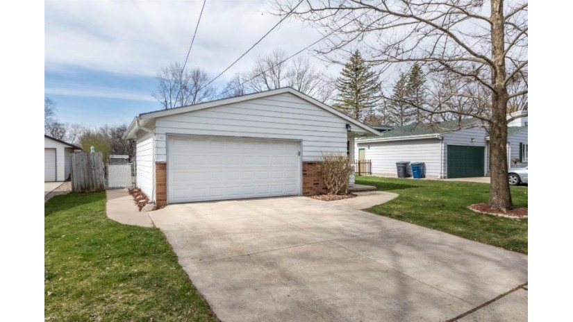 1426 Mccormick Street Allouez, WI 54301 by Coldwell Banker Real Estate Group $234,900