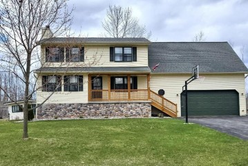 1615 Locust Road, Little Suamico, WI 54141