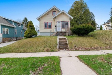 714 Ellis Street, Kewaunee, WI 54216