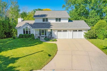 1118 N Mycena Circle, Howard, WI 54313-4205